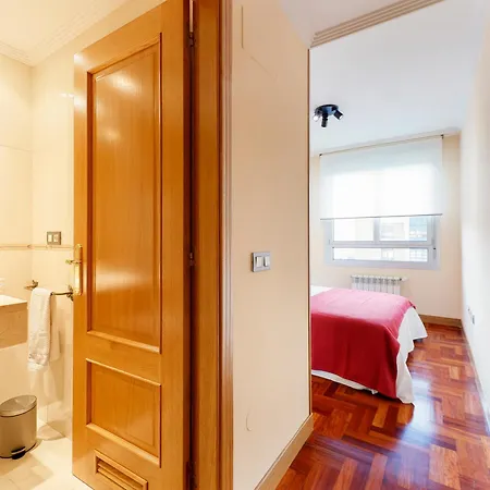 Avenida De Portugal 公寓