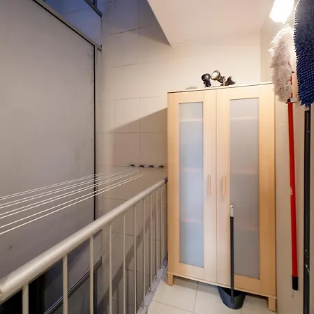 Avenida De Portugal * 希洪